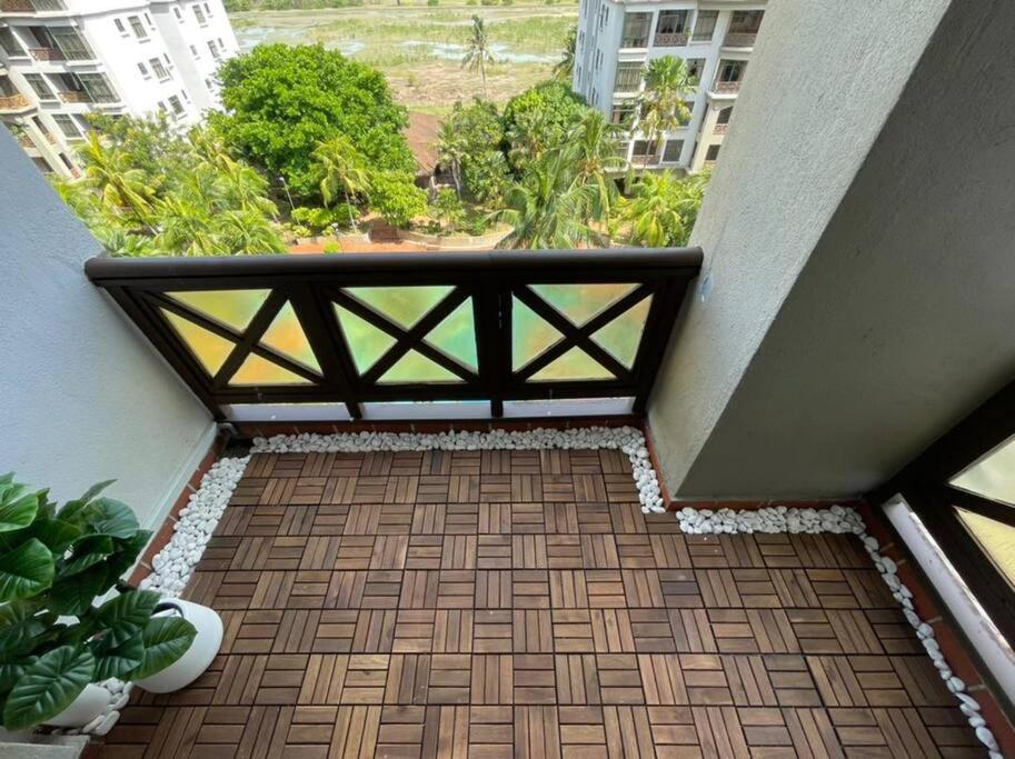 Instay Costa Mahkota Next To Mahkota Parade Malacca Exterior photo